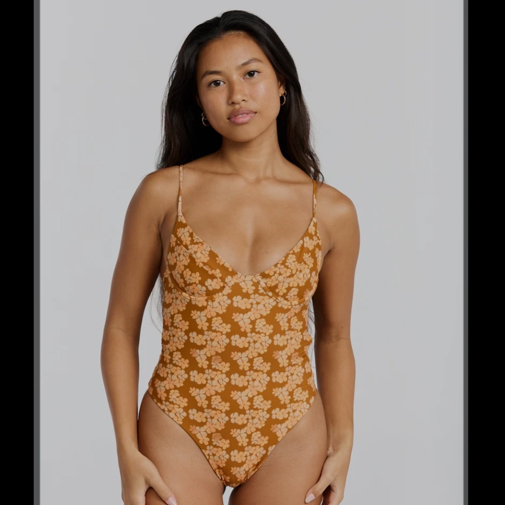 benoa one piece
